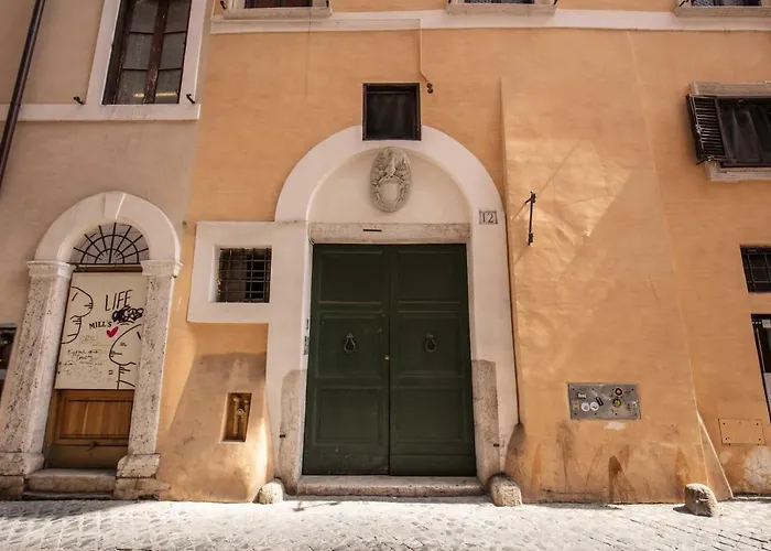 Appartamenti - Via Del Monte Della Farina